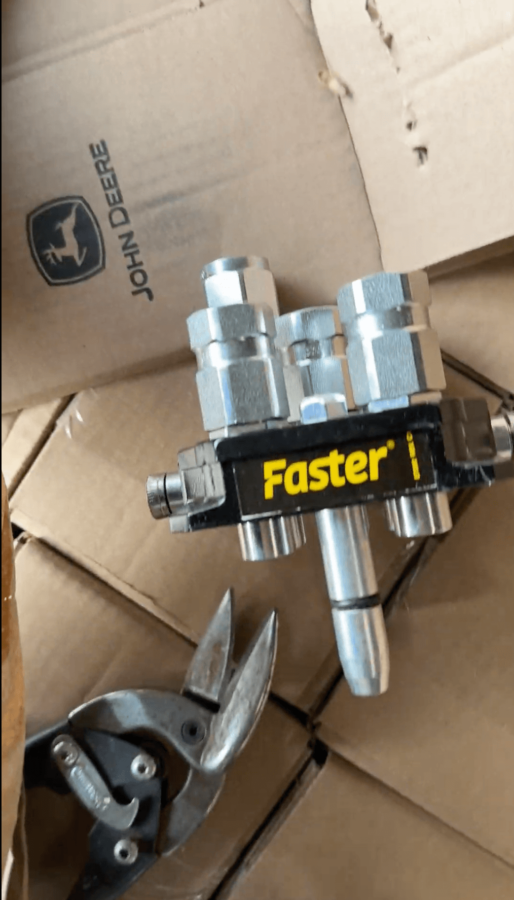 Hydraulic Quick-Connect Couplers